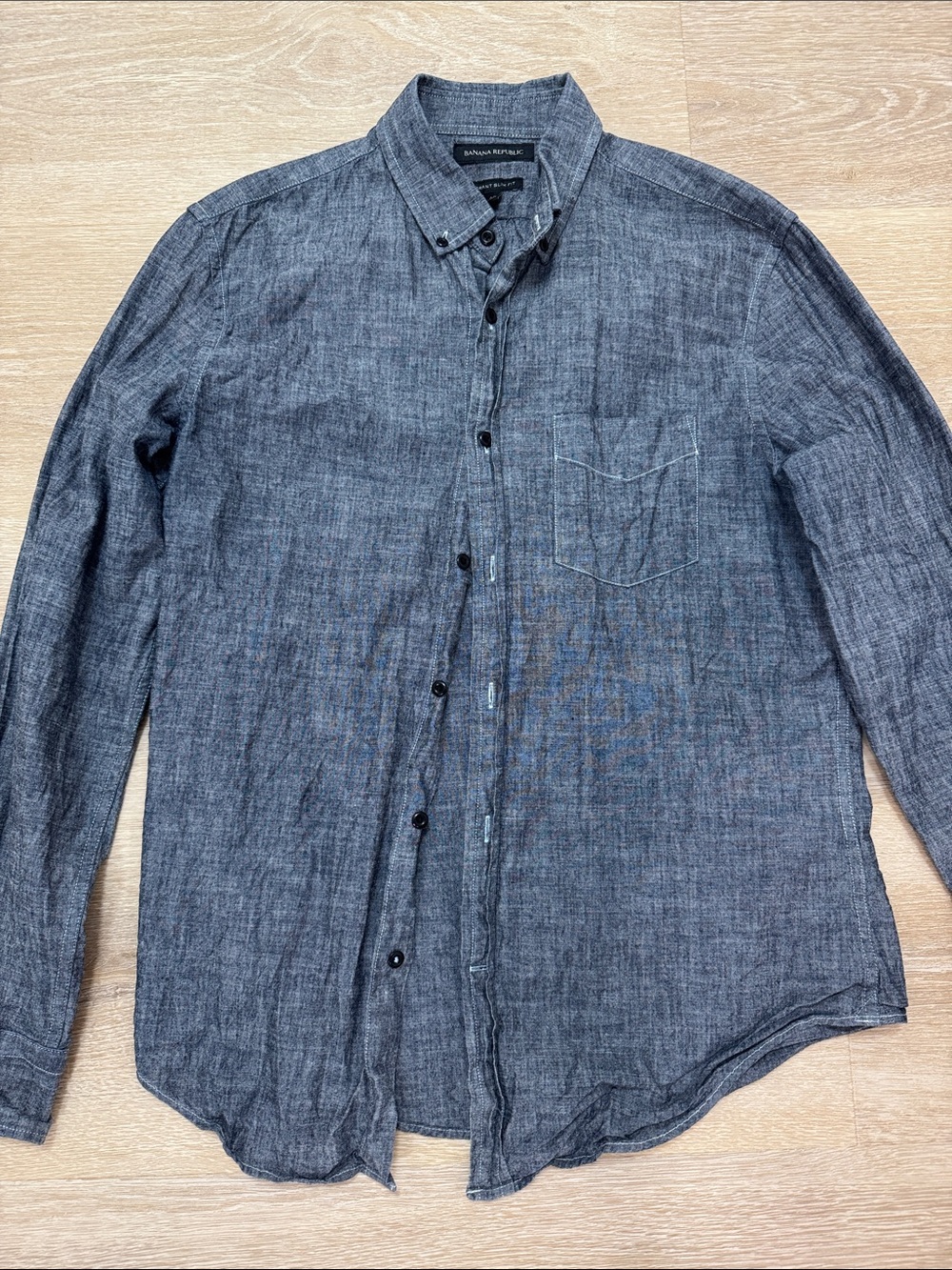 Banana Republic Men's Blue / Gray / Denim Button-Down Shirt